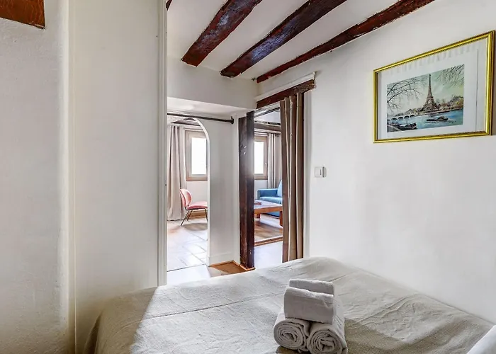 Ile Saint-louis - 2br - Cityapartmentstay
